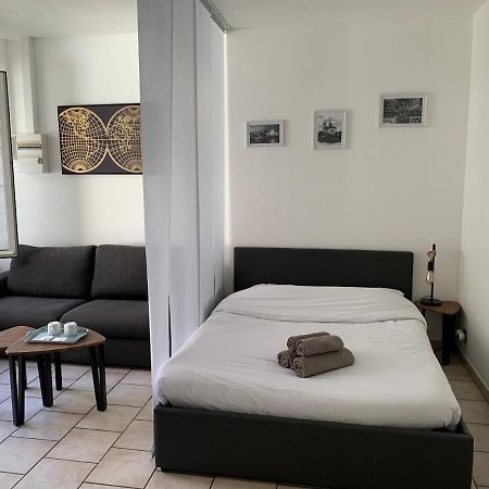 Studio Paul - Terrasse - Parking Gratuit - Need And Co Lägenhet Blois Exteriör bild